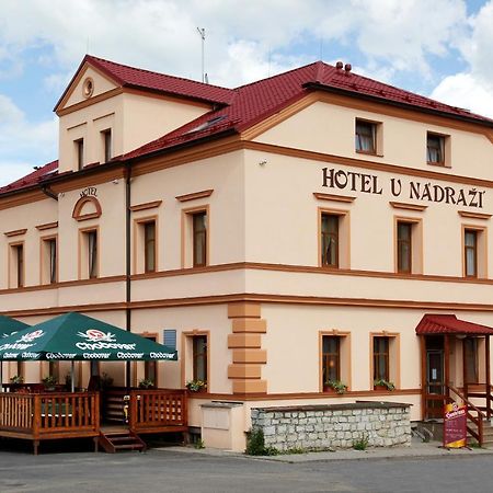 Hotel U Nadrazi Město Εξωτερικό φωτογραφία